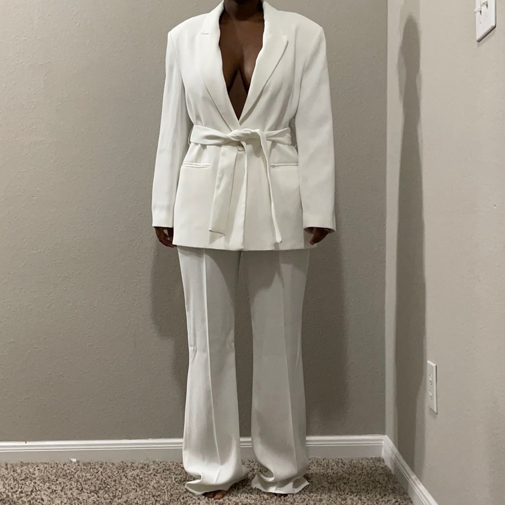 Zara suit white pants and white blazer L